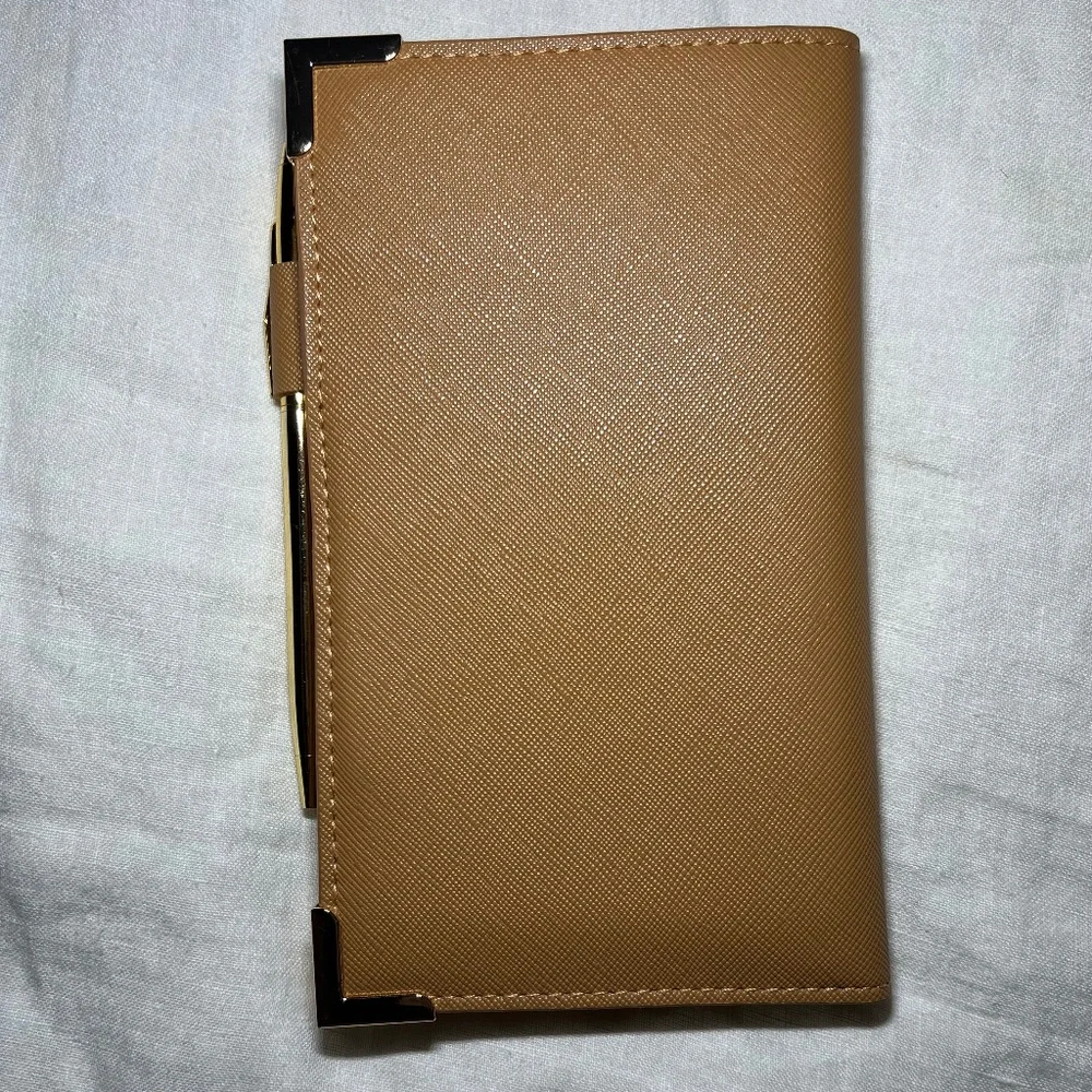 Glass Ladder & Co Amelia Travel Wallet